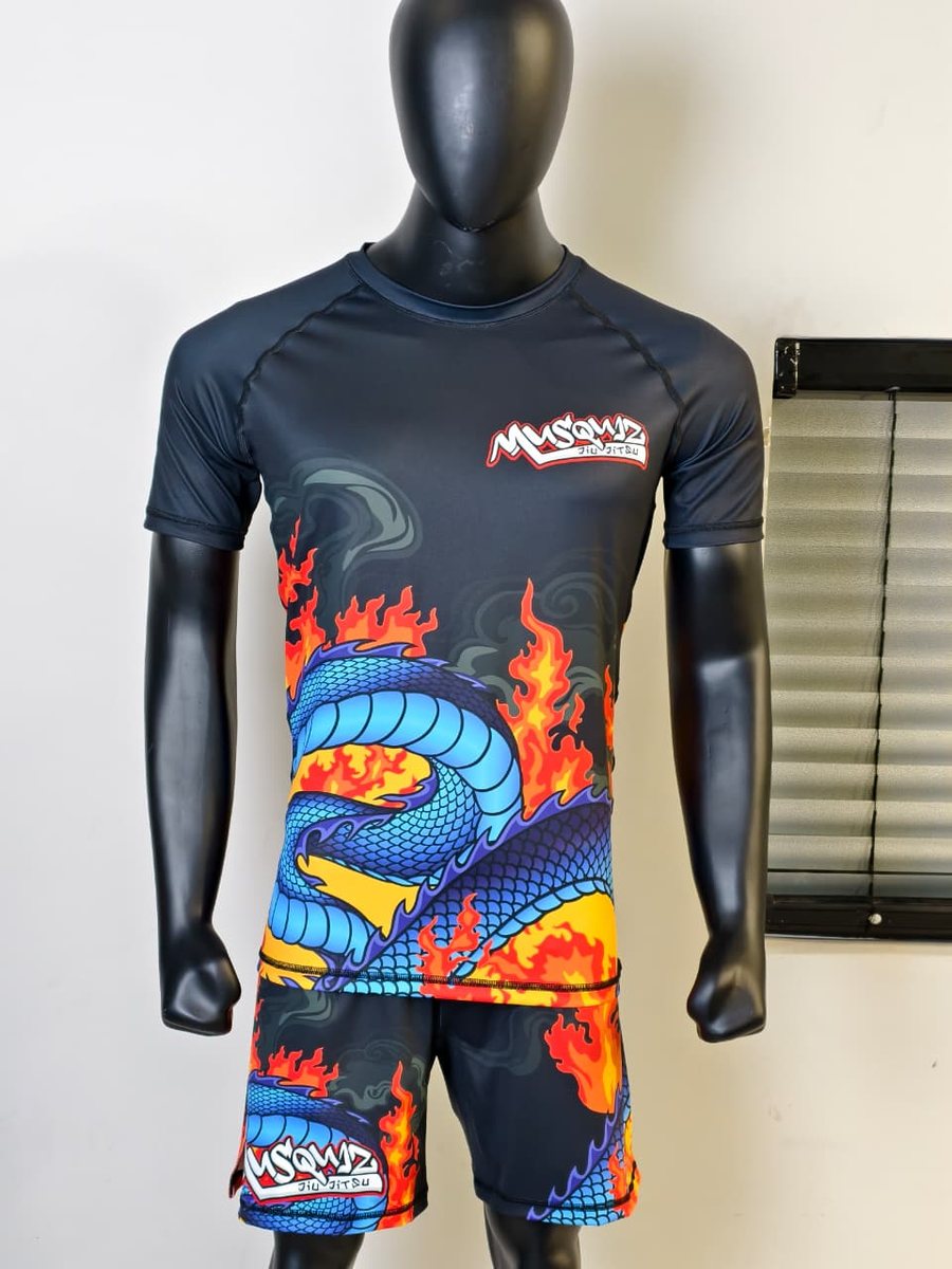 Custom fight kit designed for Musquiz.